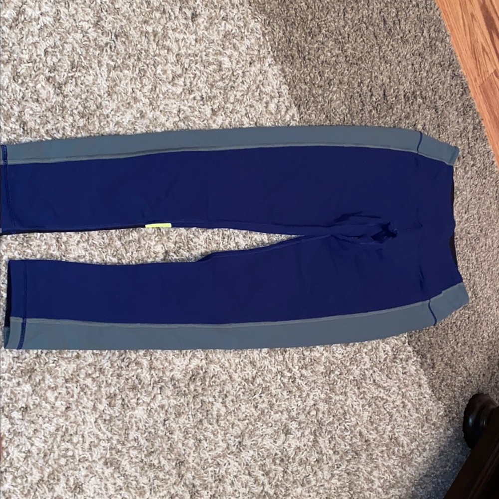 Victoria’s Secret knockout Leggings
